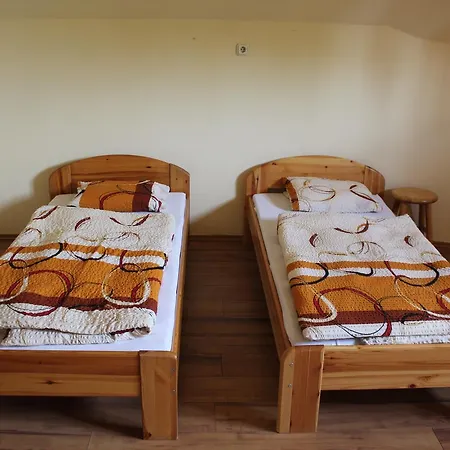 5. Halasz Fogado Inn