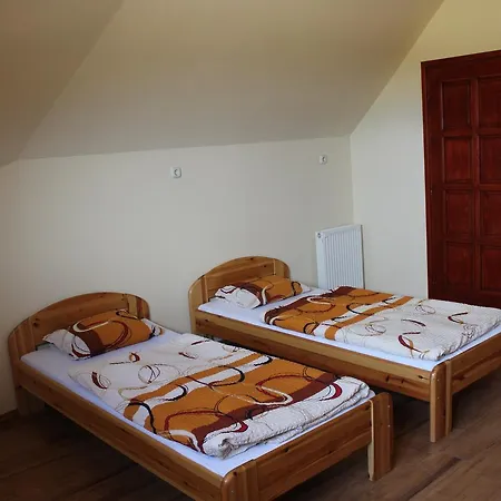 5. Halasz Fogado Inn *