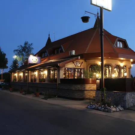 Inn 5. Halasz Fogado *