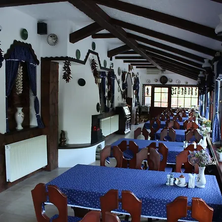 Inn 5. Halasz Fogado