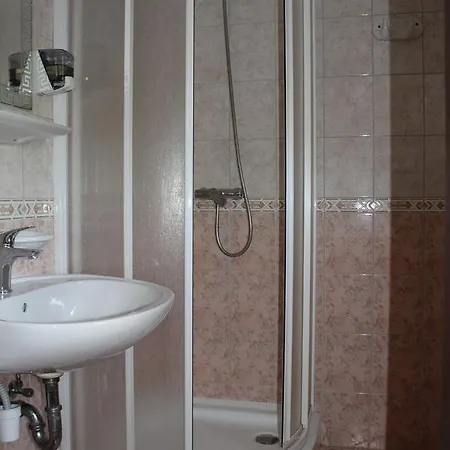 Inn 5. Halasz Fogado Kecskemet